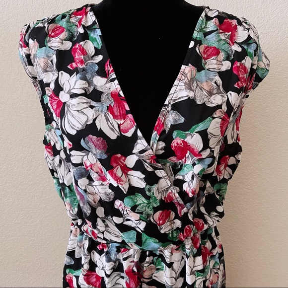 BCBGMaxAzria Surplice Floral Romper - Picture 3 of 8